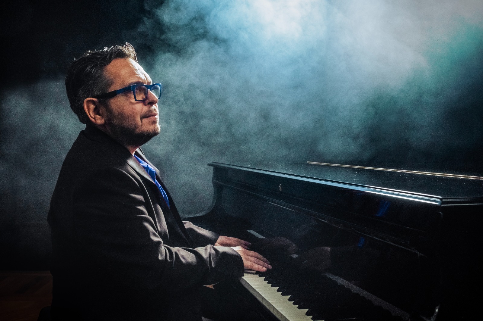 Homem ao piano