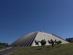 Vista externa do Teatro Nacional